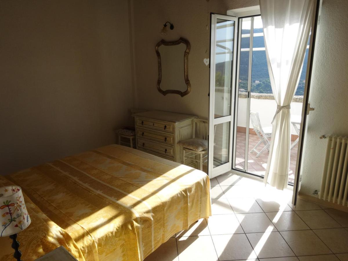 B&B Rubando le Nuvole Orco Feglino Exterior foto